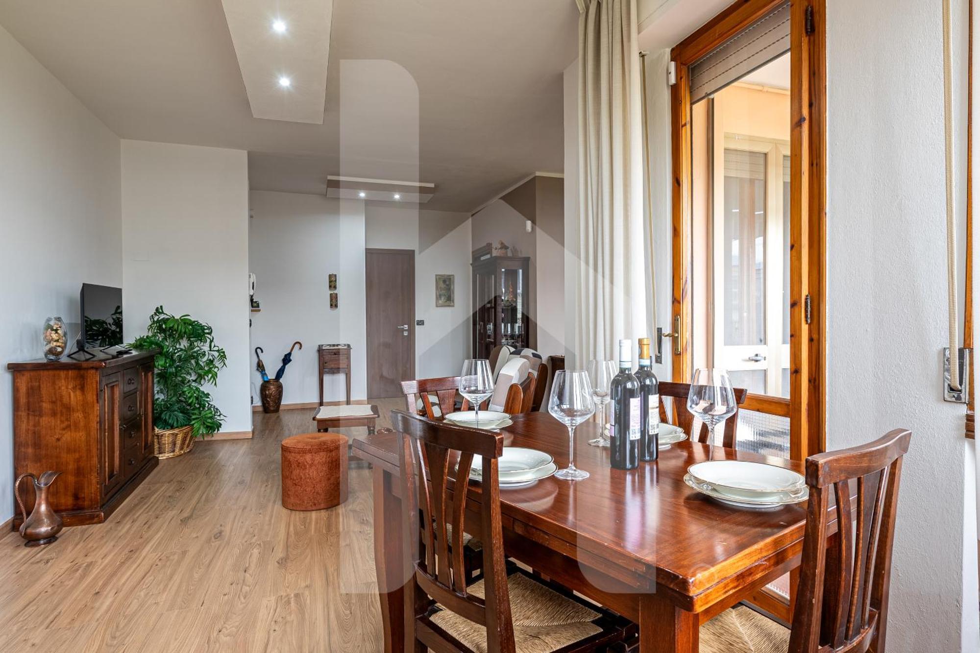 Homiday - Pisa - Elegant Apartment- 3 Camere 2 Bagni ภายนอก รูปภาพ