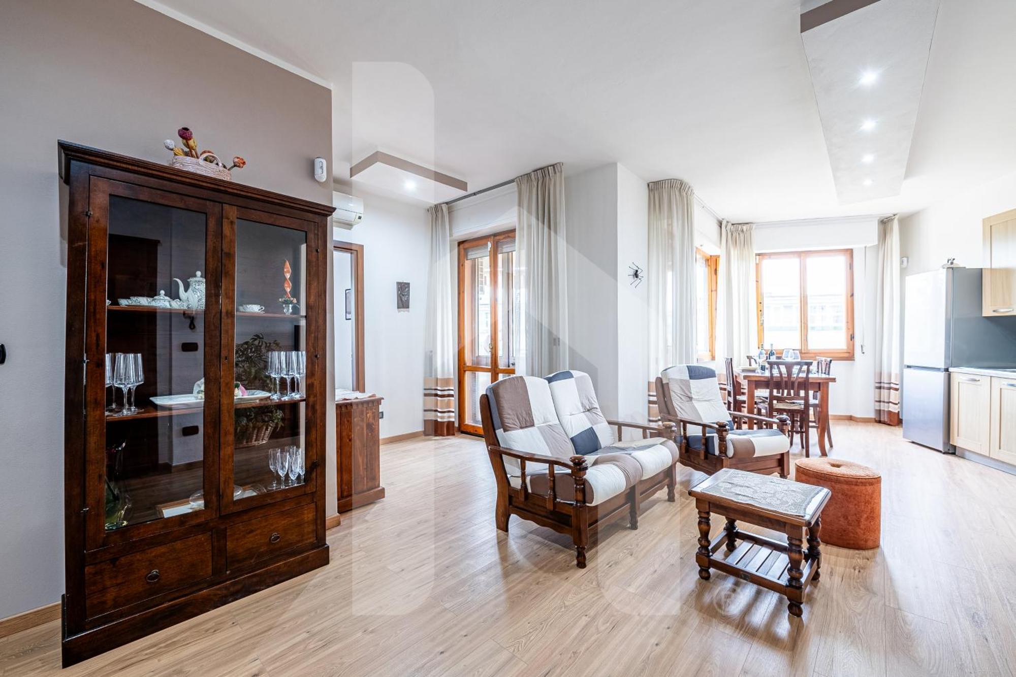 Homiday - Pisa - Elegant Apartment- 3 Camere 2 Bagni ภายนอก รูปภาพ