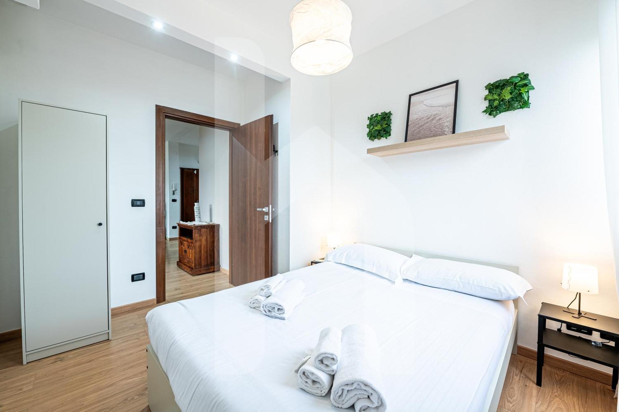 Homiday - Pisa - Elegant Apartment- 3 Camere 2 Bagni ภายนอก รูปภาพ